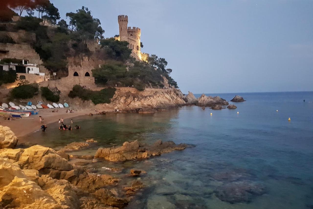 Apartament Duplex Llaverias Lloret de Mar Bagian luar foto